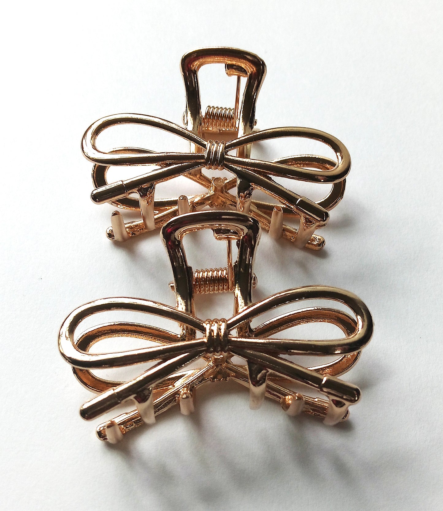 HAIR CLIPS